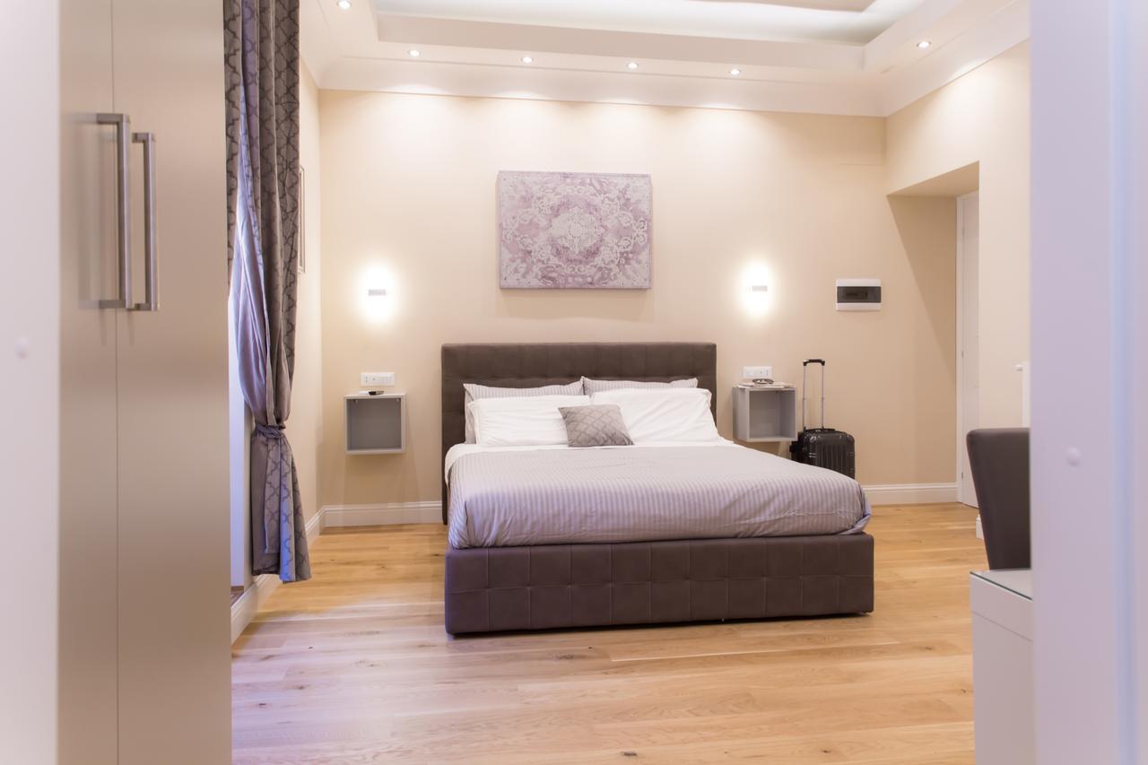 Nazionale Palace Suites Рим Екстериор снимка