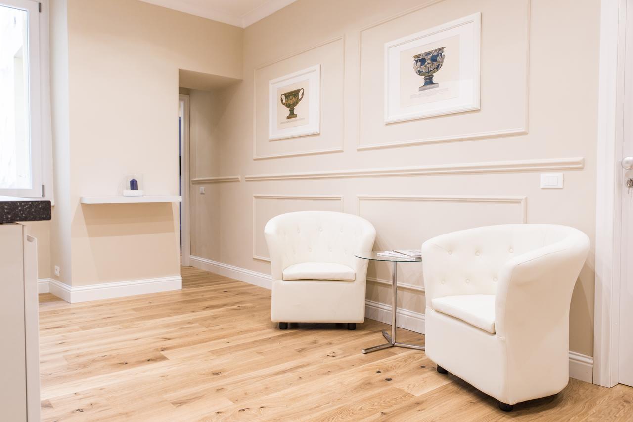Nazionale Palace Suites Рим Екстериор снимка