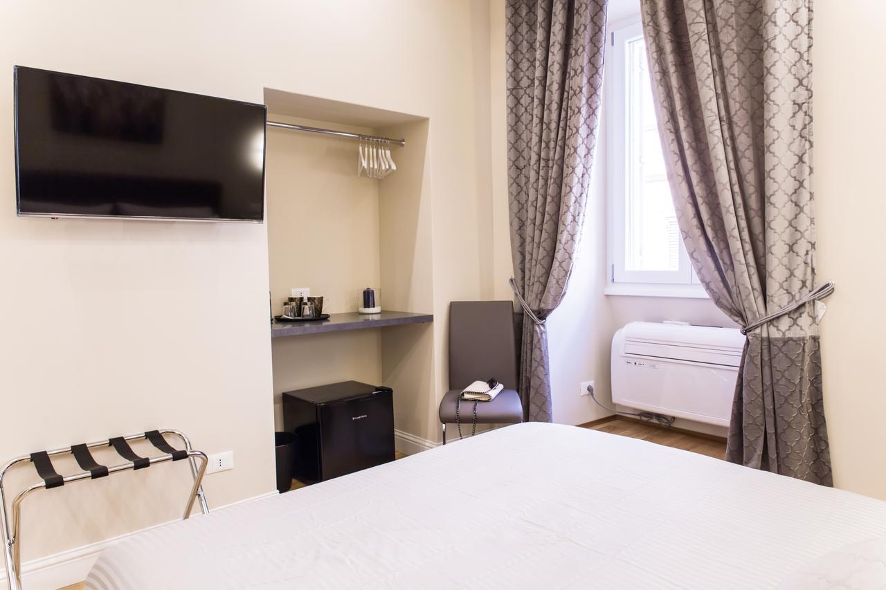 Nazionale Palace Suites Рим Екстериор снимка