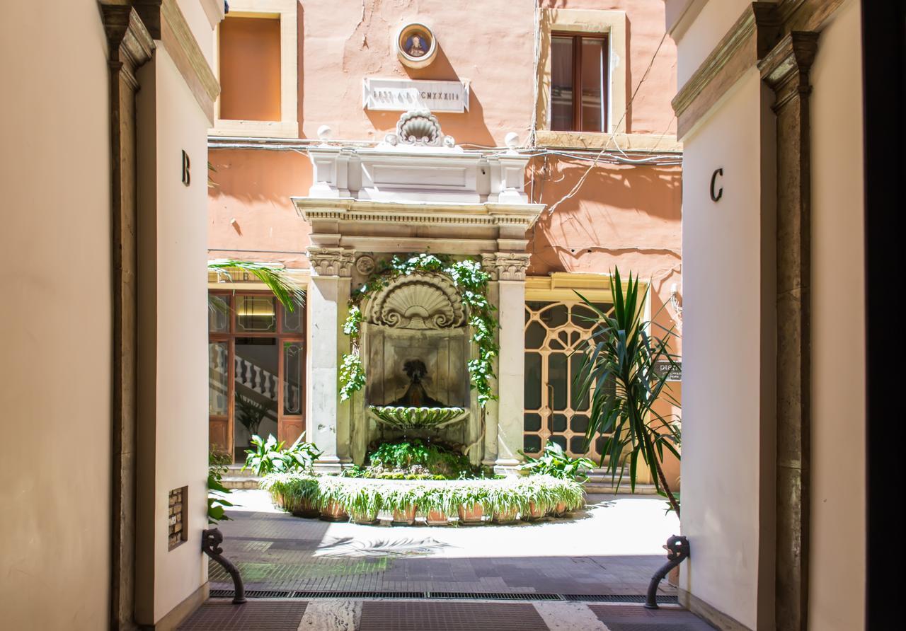 Nazionale Palace Suites Рим Екстериор снимка